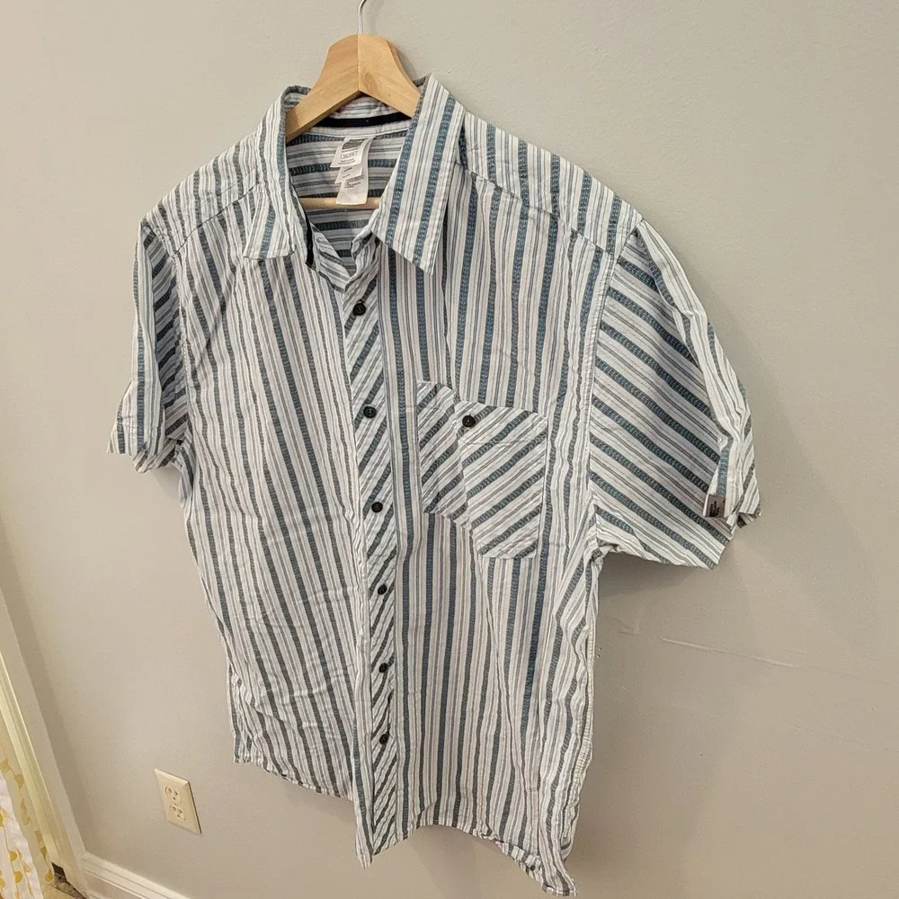 North Face Button Up Shirt Men's Size 2XL Blue White Striped Short Sleeve‎